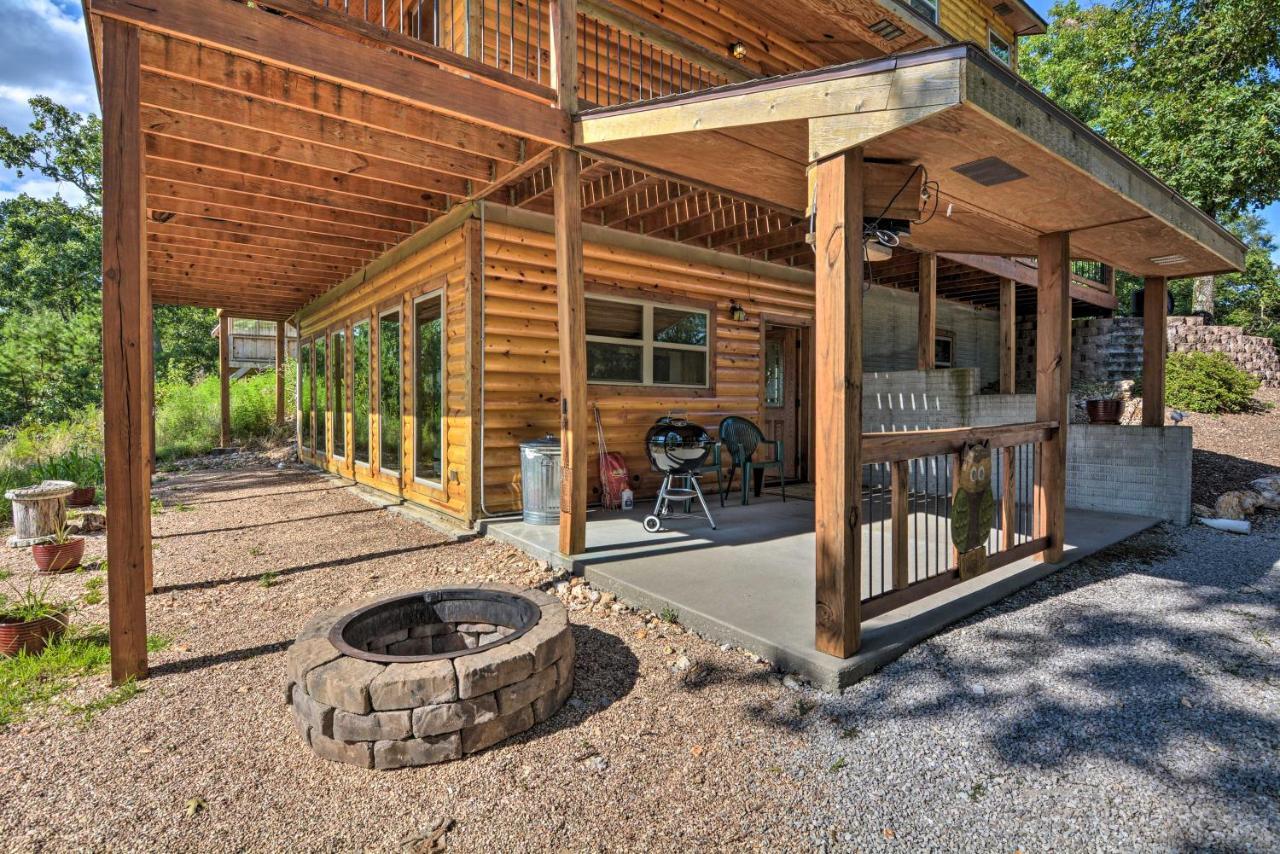 Spacious Log Cabin With Fire Pit And Game Room! Eureka Springs Dış mekan fotoğraf
